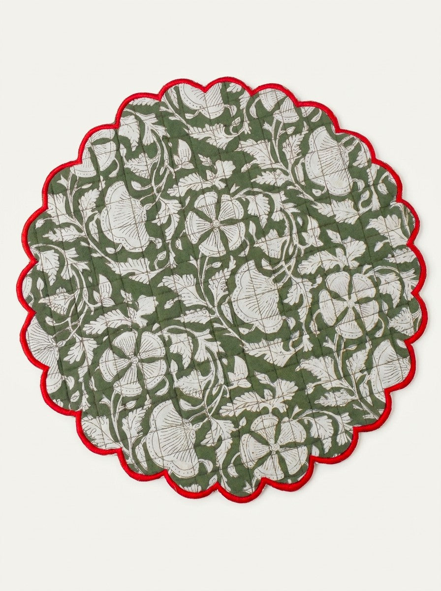 Woodland Vine olive and ivory botanical quilted cotton placemat with red scalloped edge
